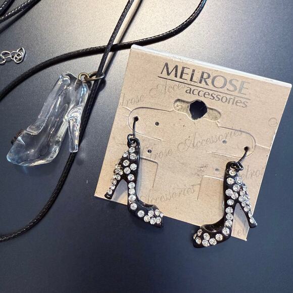 High Heels Glass Rhinestone Earrings & Pendant Set - Picture 5 of 9